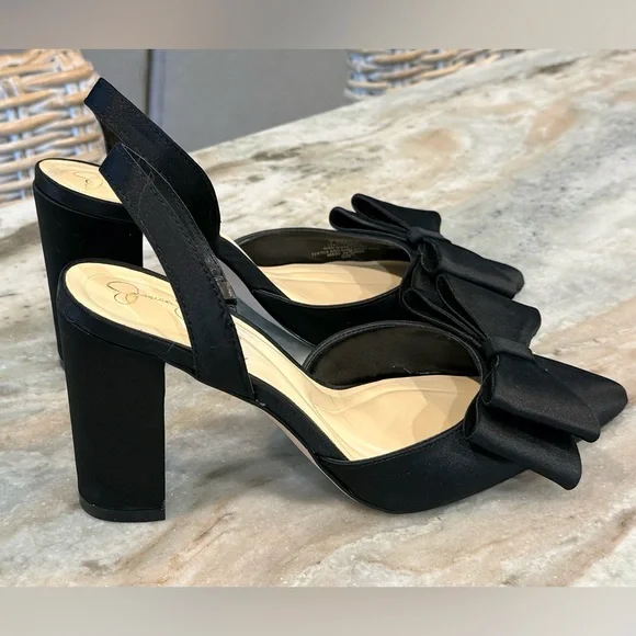 Women’s JESSICA SIMPSON Naomia elegant Black satin bow heels- Size 7.5 - Picture 3 of 7